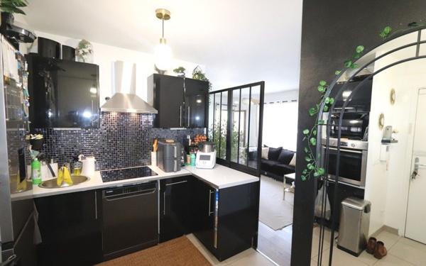 Appartement à vendre    3 pièces • 60 m2 Les Pavillons-sous-Bois