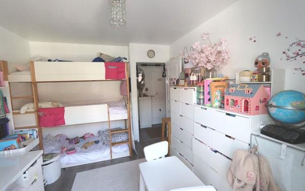 Appartement à vendre    3 pièces • 60 m2 Les Pavillons-sous-Bois