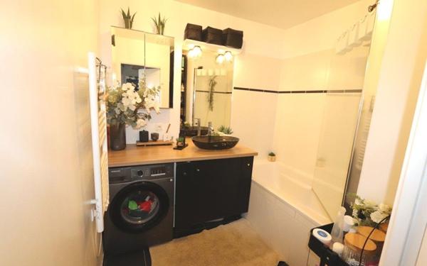 Appartement à vendre    3 pièces • 60 m2 Les Pavillons-sous-Bois