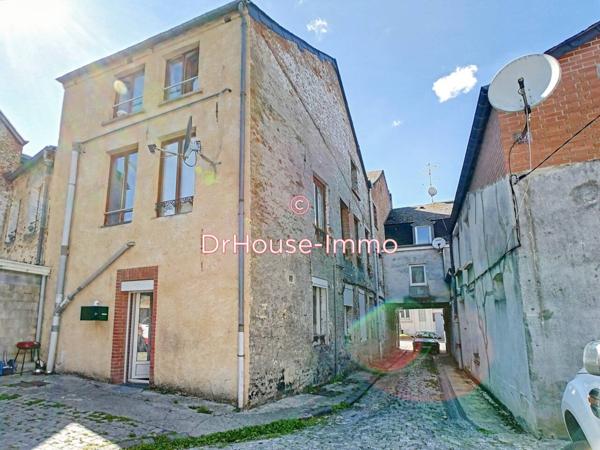 Immeuble à vendre 12 pièces de 235 m²