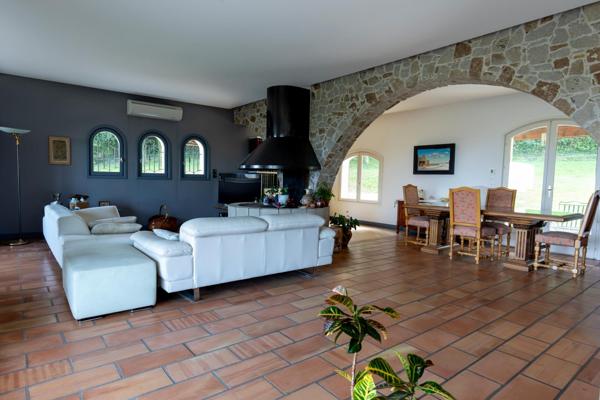 Maison sur les hauteurs de Vienne avec une superbe vue