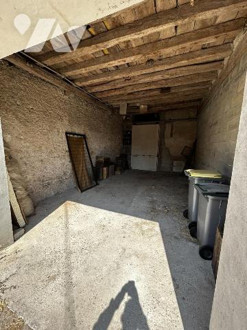 Propriété avec maison, dépendances et fort potentiel d'aménagement
