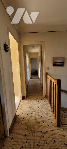 Propriété avec maison, dépendances et fort potentiel d'aménagement