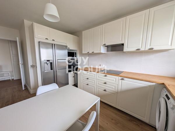 MONTVAL 6 PIECES 4 CHAMBRES 112m2