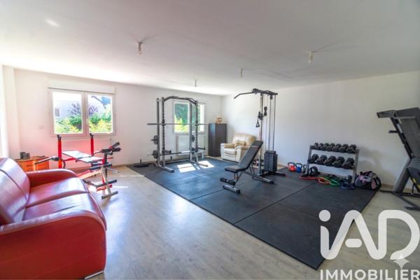 Maison à vendre 9 pièces 231 m² Verneuil-sur-Seine