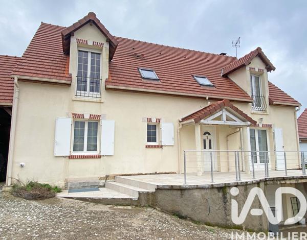 Maison à vendre 9 pièces 174 m² Villebarou
