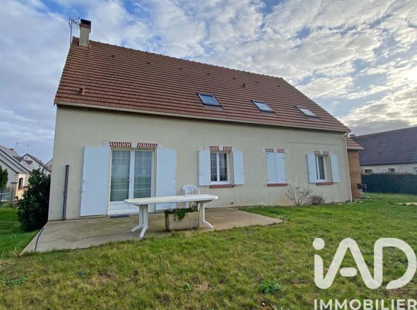 Maison à vendre 9 pièces 174 m² Villebarou