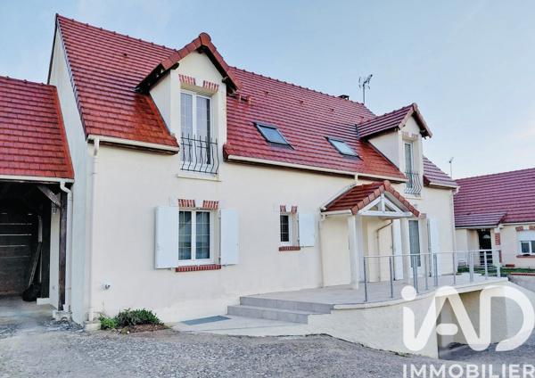 Maison à vendre 9 pièces 174 m² Villebarou