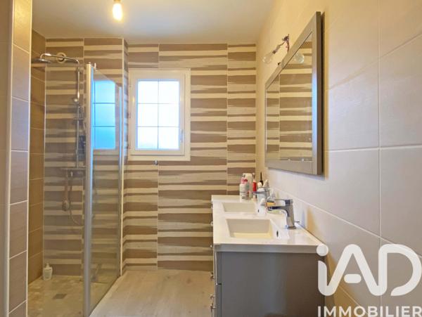 Maison à vendre 9 pièces 174 m² Villebarou