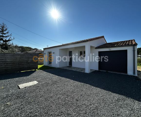 Vente
                Maison65 m² - 3 Pièces -
                    ARVERT (17530)