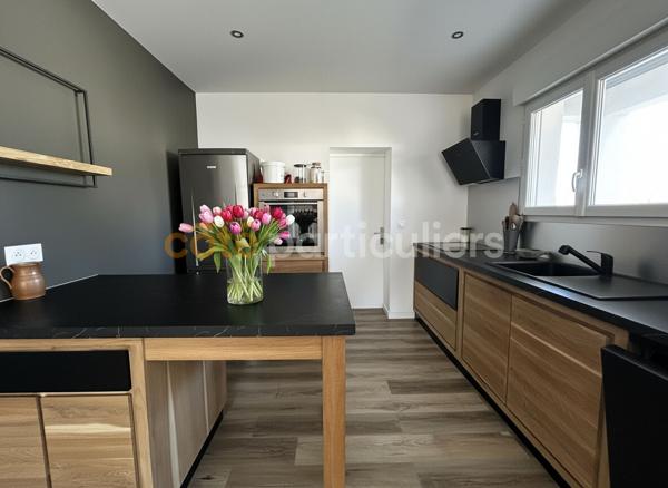 Vente
                Maison65 m² - 3 Pièces -
                    ARVERT (17530)