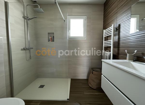 Vente
                Maison65 m² - 3 Pièces -
                    ARVERT (17530)