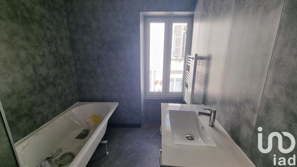 Immeuble à vendre 170 m² Bléneau