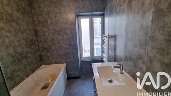 Immeuble à vendre 170 m² Bléneau