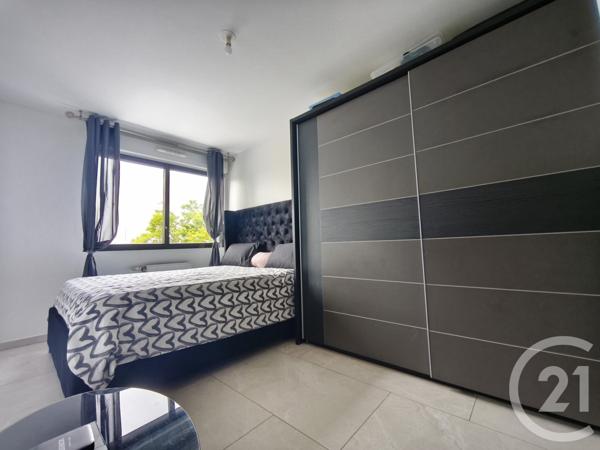 Appartement F4 à vendre  4 pièces - 74 m2 ST FONS - 69