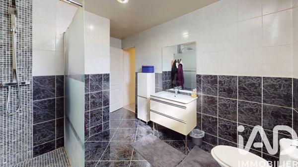 Maison à vendre 10 pièces 200 m² Dammarie-les-Lys