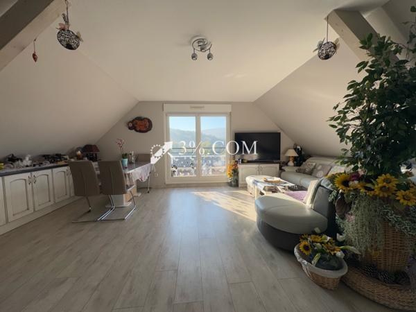 Appartement 3 pièce(s) 2 chambre(s) 102 m²