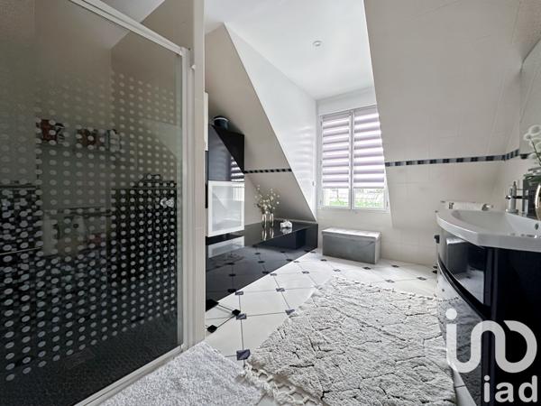 Maison à vendre 7 pièces 156 m² Sartrouville