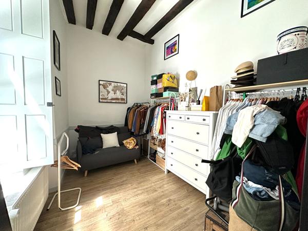 DOUTRE BEAU T3 MEUBLE disponible le 01/04