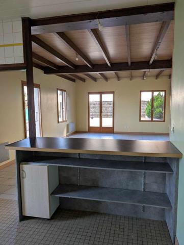 Maison de plain pied sur le bourg de Vouillé