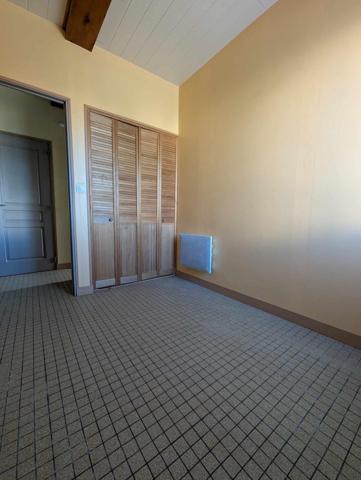 Maison de plain pied sur le bourg de Vouillé