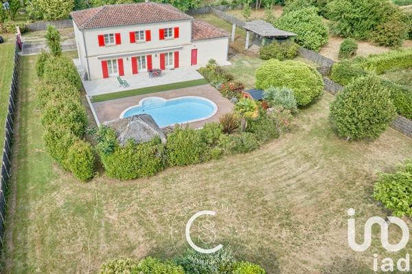 Maison à vendre 5 pièces 158 m² Sérignac-sur-Garonne