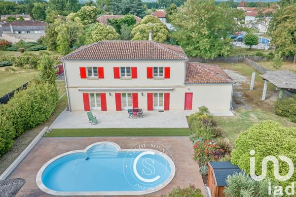 Maison à vendre 5 pièces 158 m² Sérignac-sur-Garonne