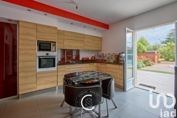 Maison à vendre 5 pièces 158 m² Sérignac-sur-Garonne