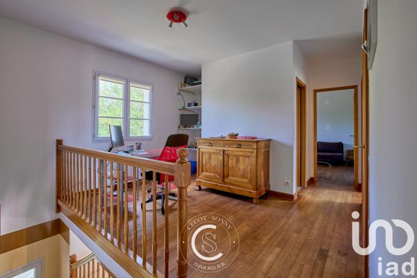 Maison à vendre 5 pièces 158 m² Sérignac-sur-Garonne