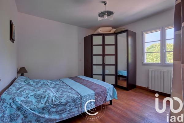 Maison à vendre 5 pièces 158 m² Sérignac-sur-Garonne