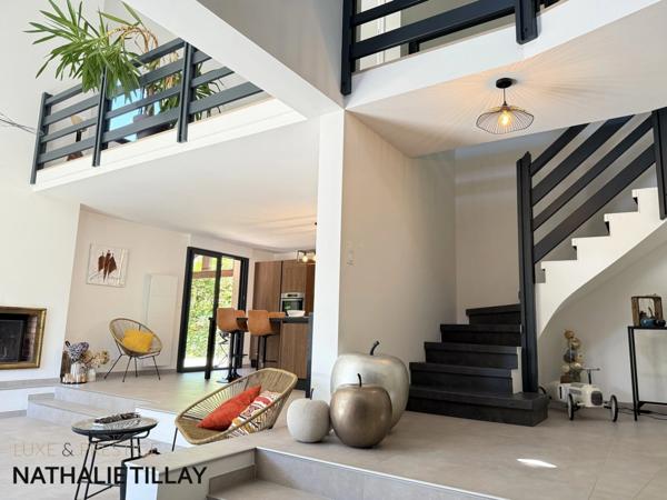 La Chapelle ST Mesmin, proche Orléans, à vendre jolie maison 6 pièces, grand jardin