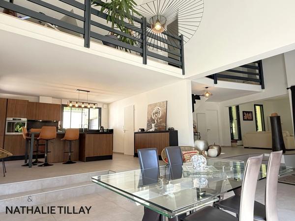 La Chapelle ST Mesmin, proche Orléans, à vendre jolie maison 6 pièces, grand jardin