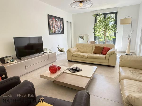 La Chapelle ST Mesmin, proche Orléans, à vendre jolie maison 6 pièces, grand jardin