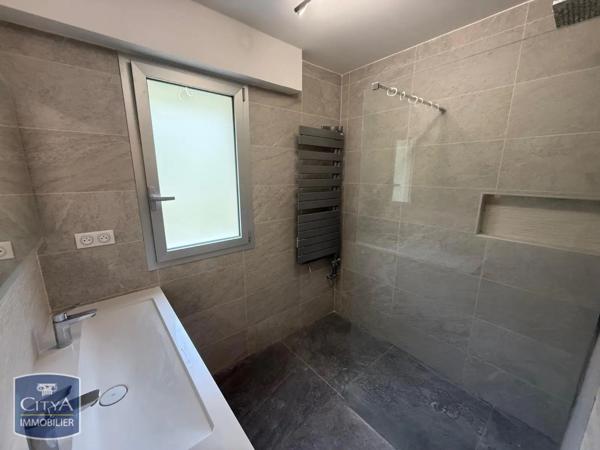 Appartement à louer 3 pièces 59.34m²