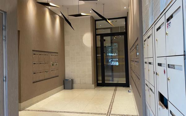 Appartement à vendre    2 pièces • 43 m2 Maisons-Alfort