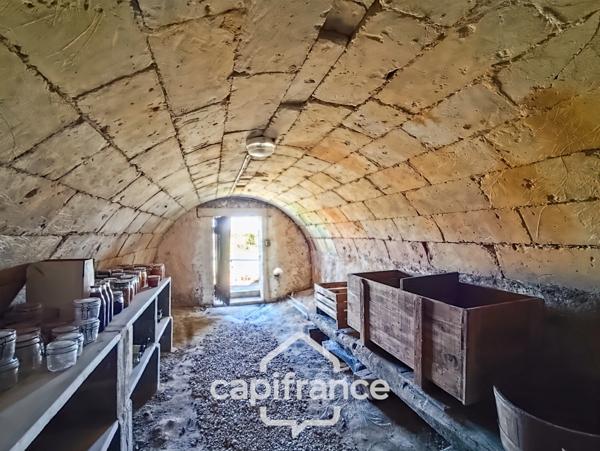 Maison à vendre 4 pièces BESSE SUR BRAYE (72) - terrain de 2086 m² -