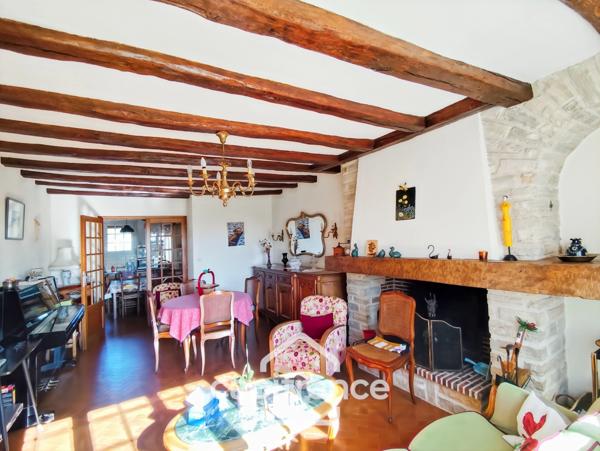 Maison à vendre 4 pièces BESSE SUR BRAYE (72) - terrain de 2086 m² -