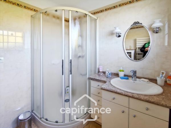 Maison à vendre 4 pièces BESSE SUR BRAYE (72) - terrain de 2086 m² -