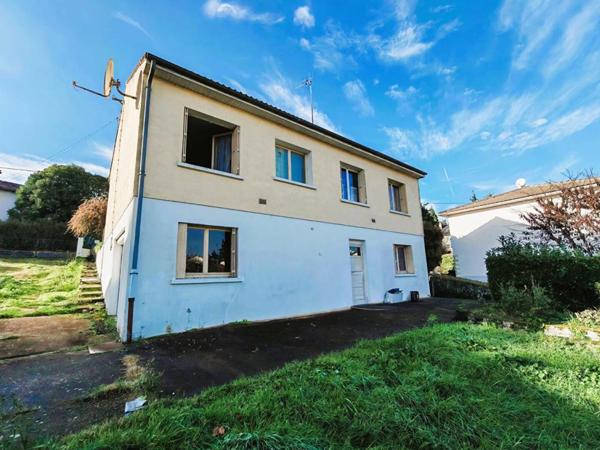 Maison Iteuil 5 pièce(s) 89 m2