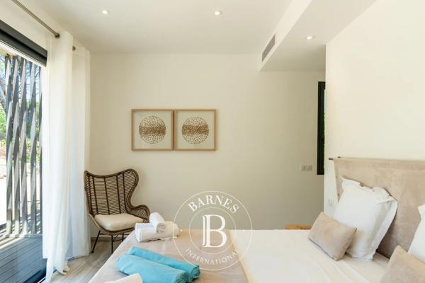 Sainte-Lucie-de-Porto-Vecchio, Villa 5 Chambres -  300 m² à vendre