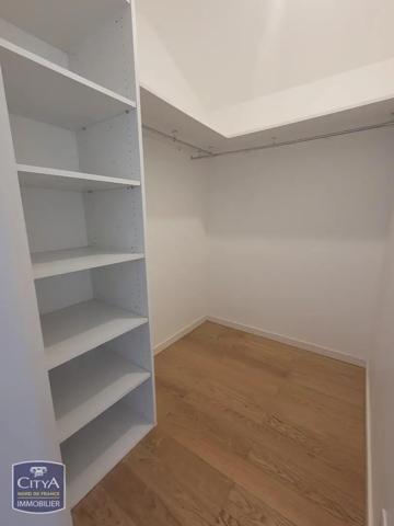 Maison à louer 4 pièces 109.6m² Hautmont (59330)