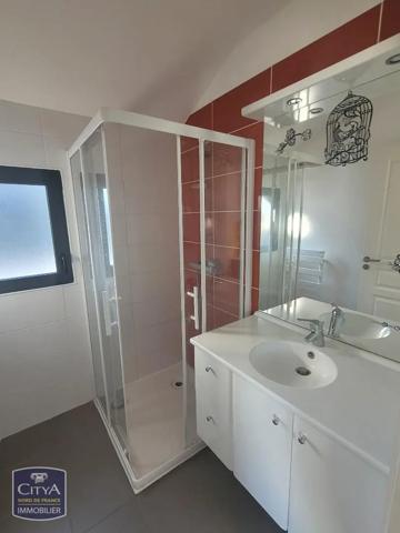 Maison à louer 4 pièces 109.6m² Hautmont (59330)