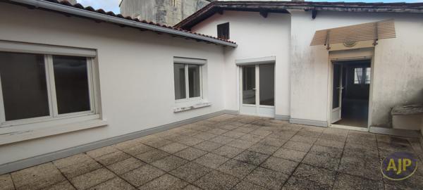 Vente immeuble Pons : 179 500 € - AJP Immobilier Pons