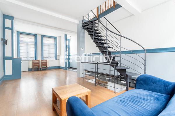 Maison
         6 pièces
        - 195 m² Exclusivité 698 000 € *