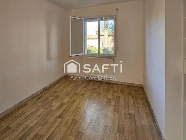 Maison de plain-pied avec 3 chambres et un garage