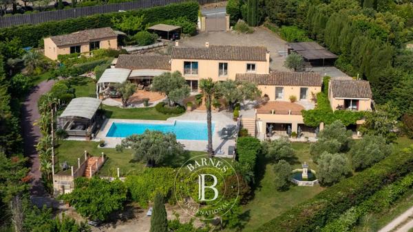 Saint-Tropez, Maison 13 Chambres -  557 m² à vendre