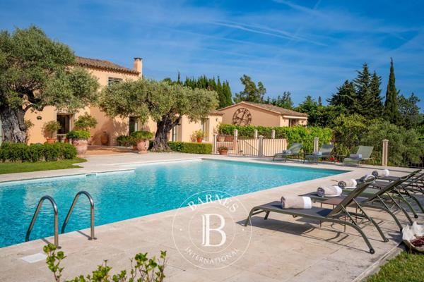 Saint-Tropez, Maison 13 Chambres -  557 m² à vendre