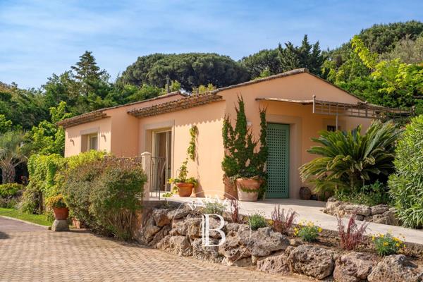 Saint-Tropez, Maison 13 Chambres -  557 m² à vendre