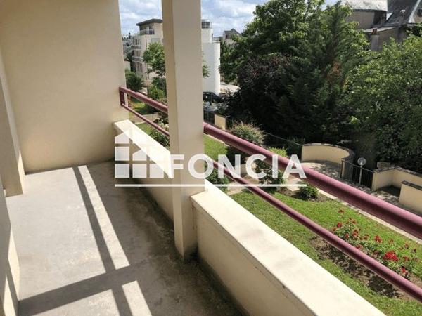 Location Appartement 3 pièces 74.11 m² - 16-18-20 RUE LEDRU ROLLIN Tours 37000