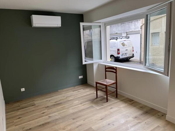 Location                                                      Appartement
                        
                     2 pièces                      28 m2                     à Brive-la-Gaillarde